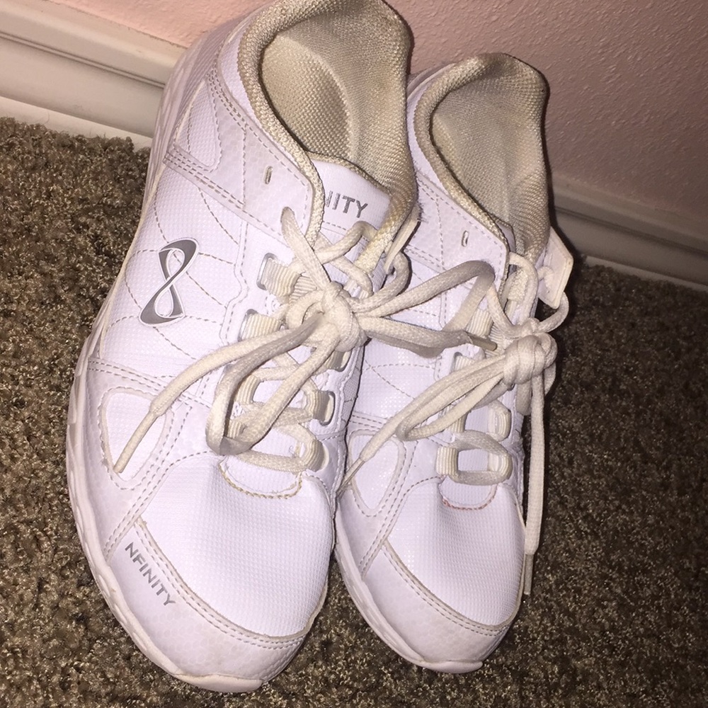 Nfinity rival cheer shoes